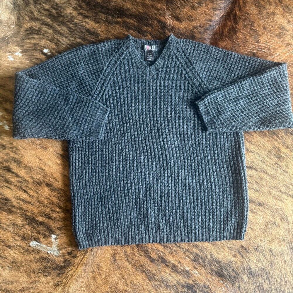 Vintage Roots 100% Wool Textured V-Neck Sweater Unisex Grey Chunky Knit Large
